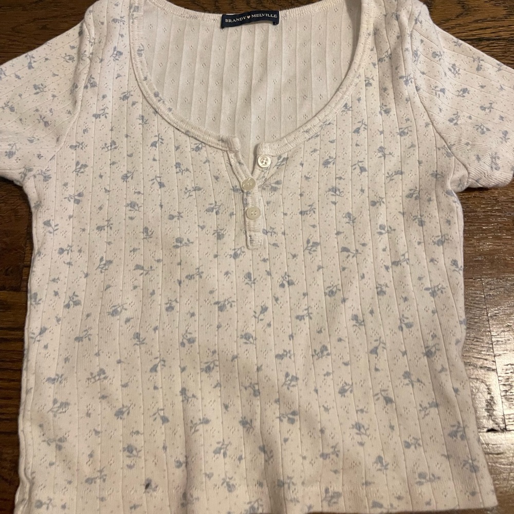 Brandy Melville button up tee